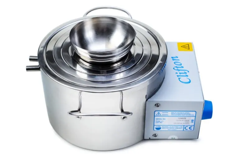 Clifton 1000 Series Round Boiling Bath - 3.24 Litre (featuring Simmer to Boiling Control)